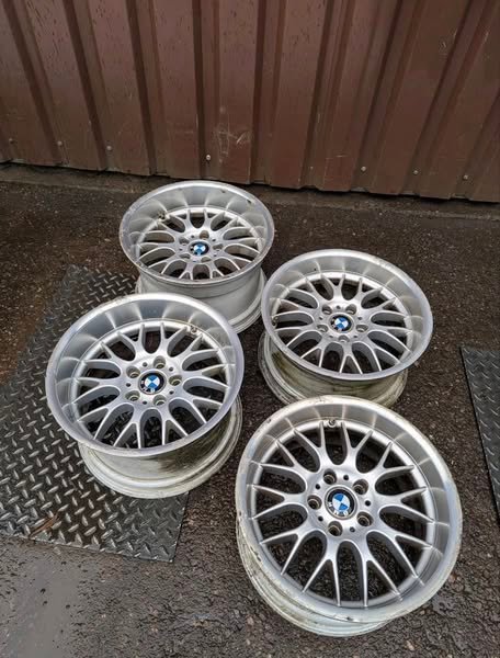 lot de 4 jantes alu 17 pouces – bmw (e30 / e34 / e36 / e38) lot de 4 jantes alu 17 pouces – bmw (e30 / e34 / e36 / e38)