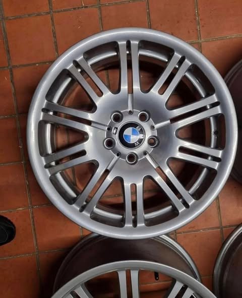 jeu complet de jantes bmw m3 e46 – staggered jeu complet de jantes bmw m3 e46 – staggered