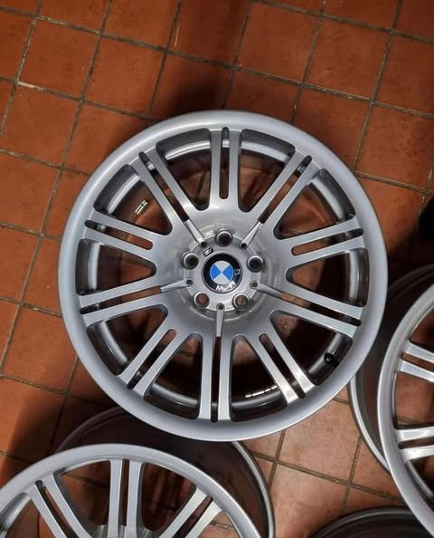 jeu complet de jantes bmw m3 e46 – staggered jeu complet de jantes bmw m3 e46 – staggered