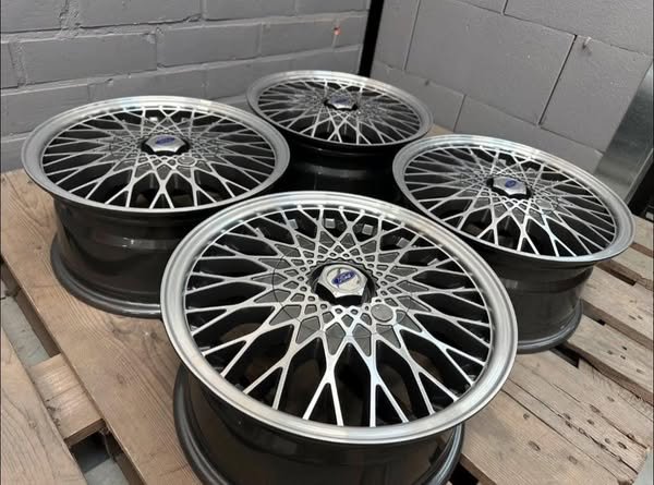 jantes d’origine ford sierra cosworth – rs zoll original sapphire jantes d’origine ford sierra cosworth – rs zoll original sapphire
