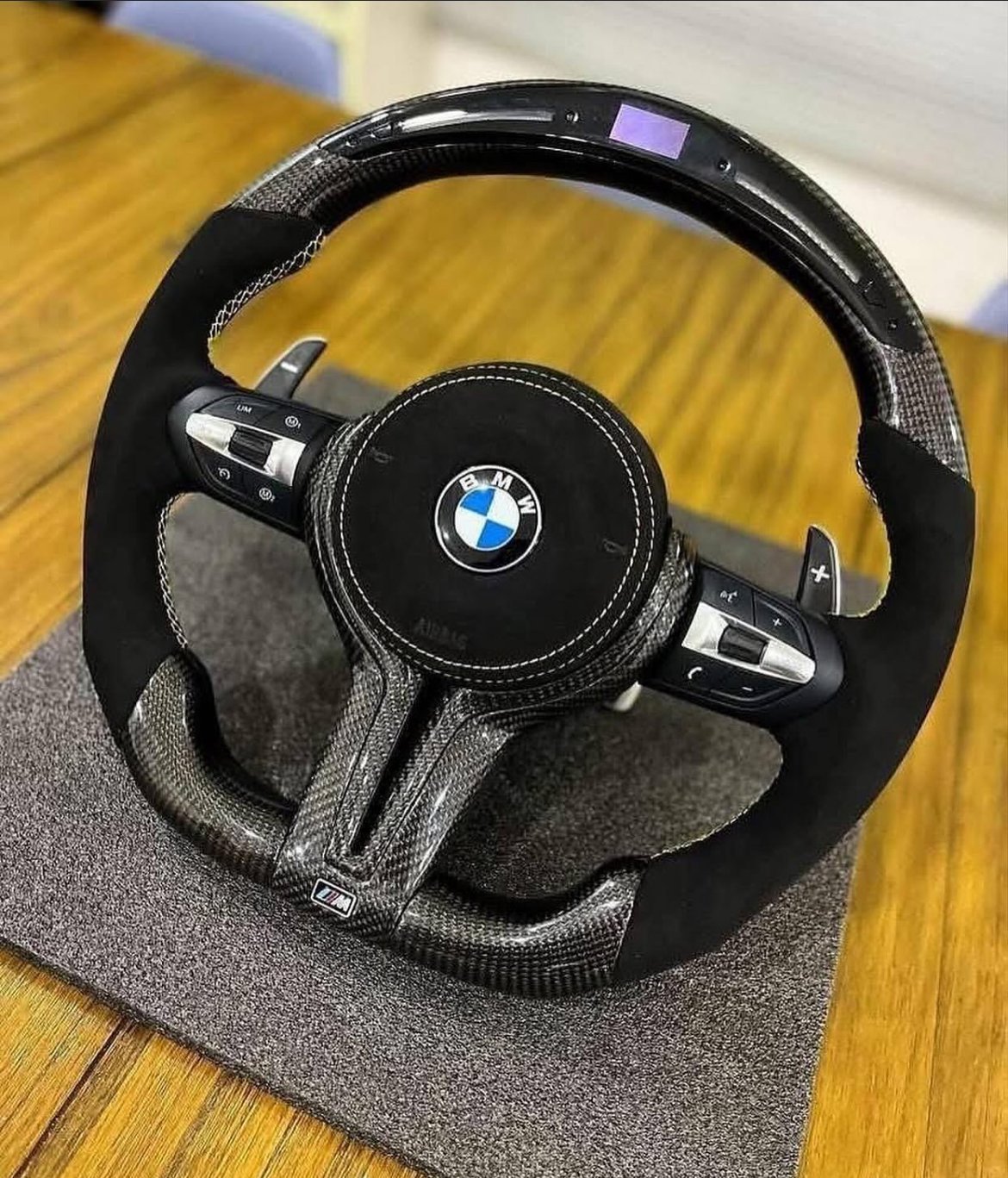 volant bmw f30 amélioré: volant m performance en carbone volant bmw f30 amélioré: volant m performance en carbone