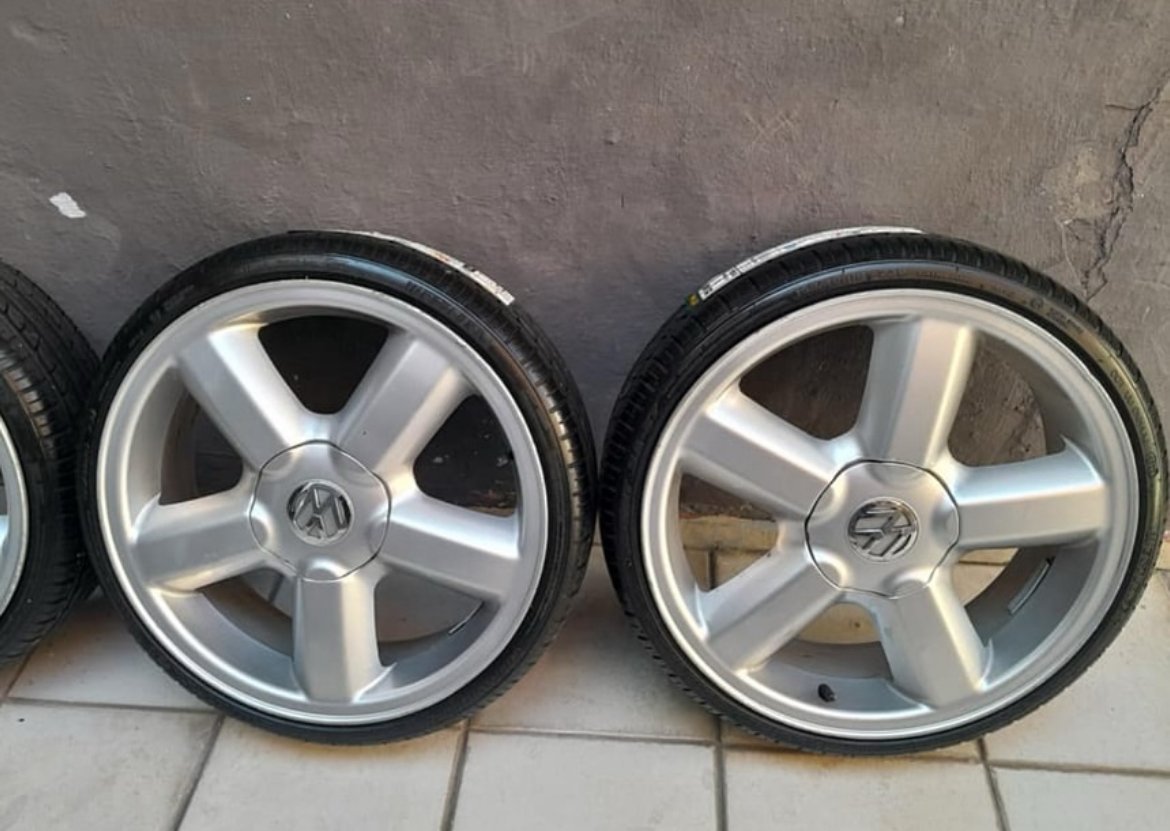jantes gti 18” 4x100 jantes gti 18” 4x100