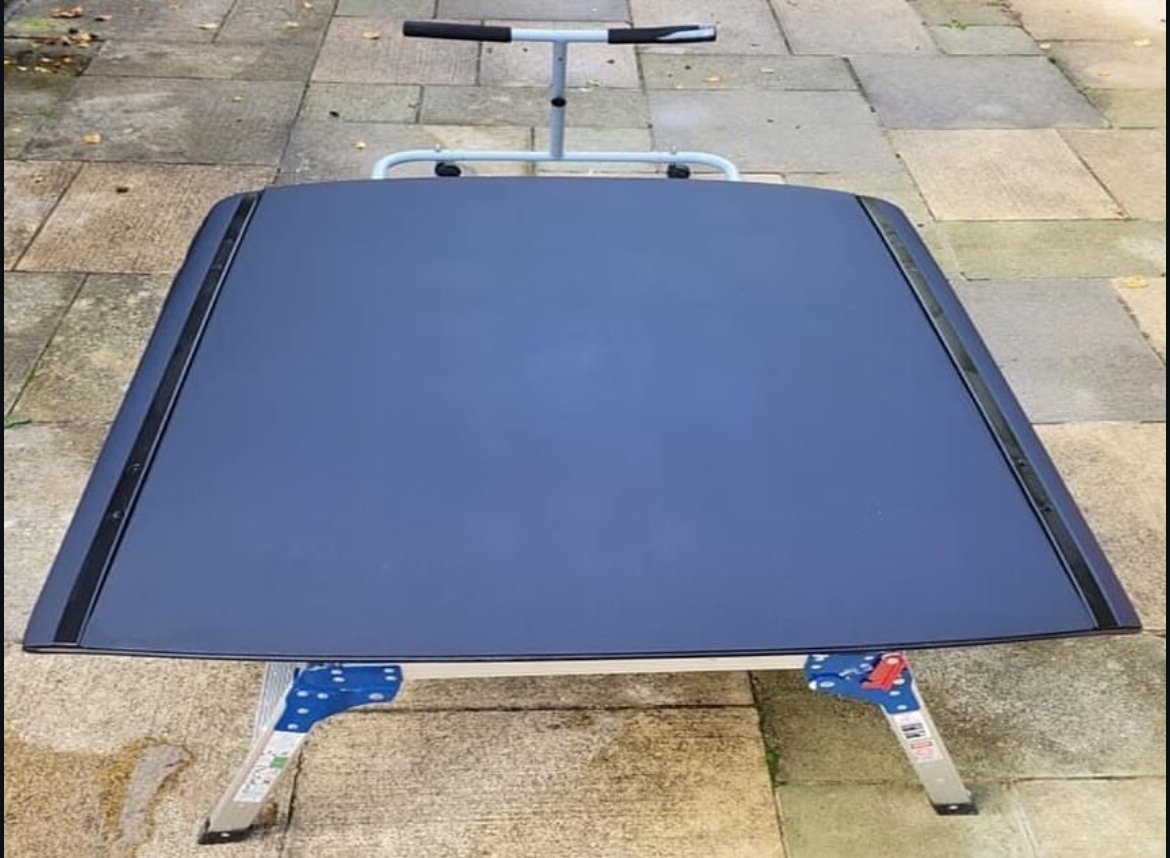 bmw e30 toit rigide en parfait état bmw e30 toit rigide en parfait état