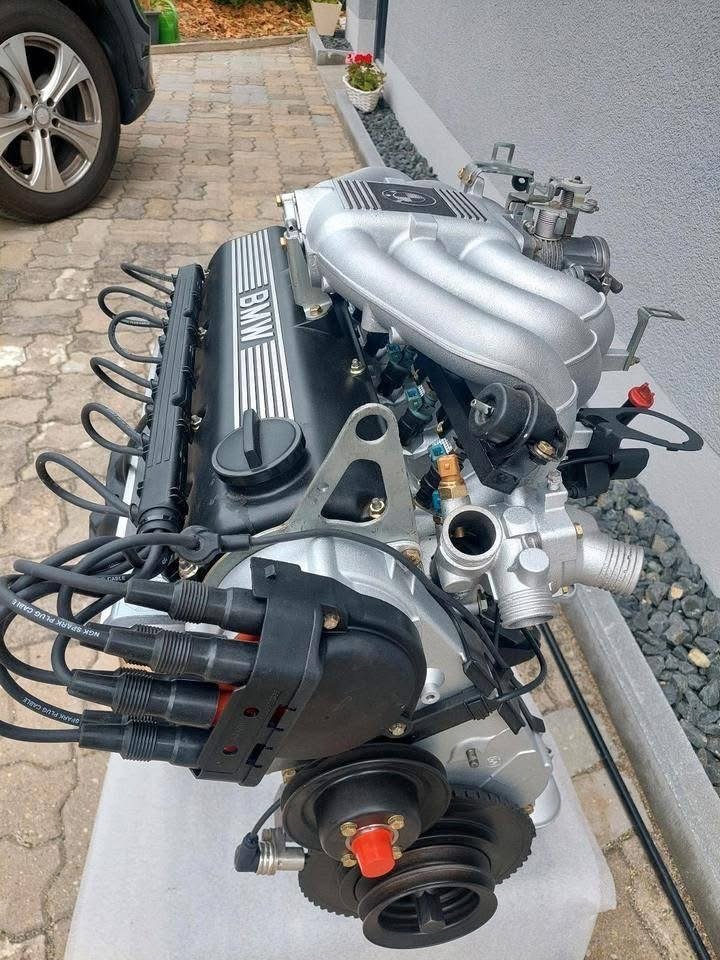bmw e30 moteurs 320i / 325i à vendre bmw e30 moteurs 320i / 325i à vendre