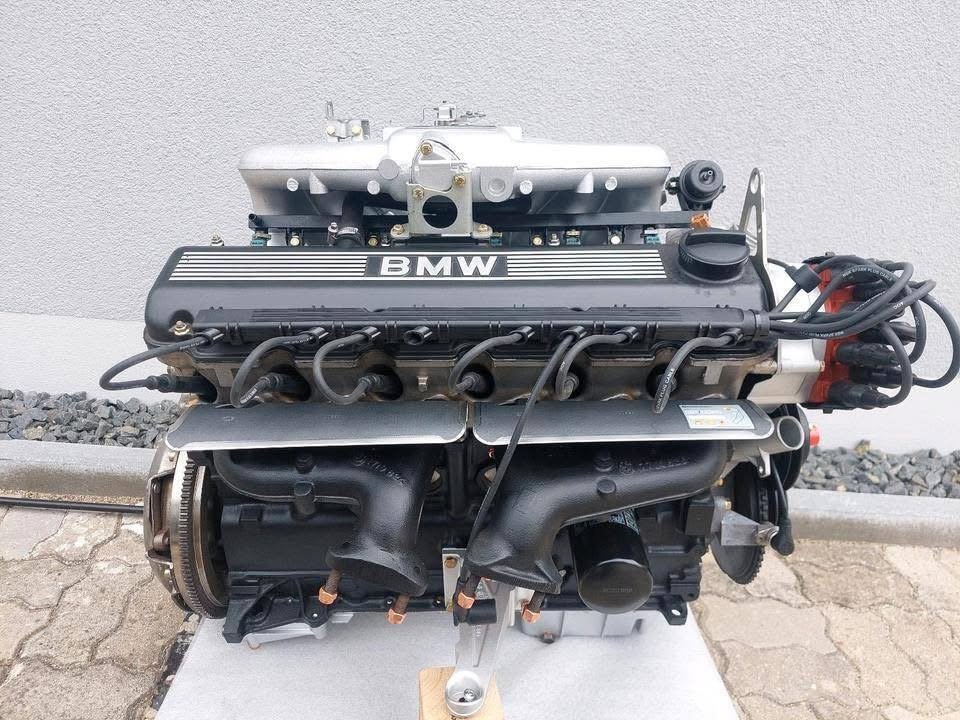 bmw e30 moteurs 320i / 325i à vendre bmw e30 moteurs 320i / 325i à vendre