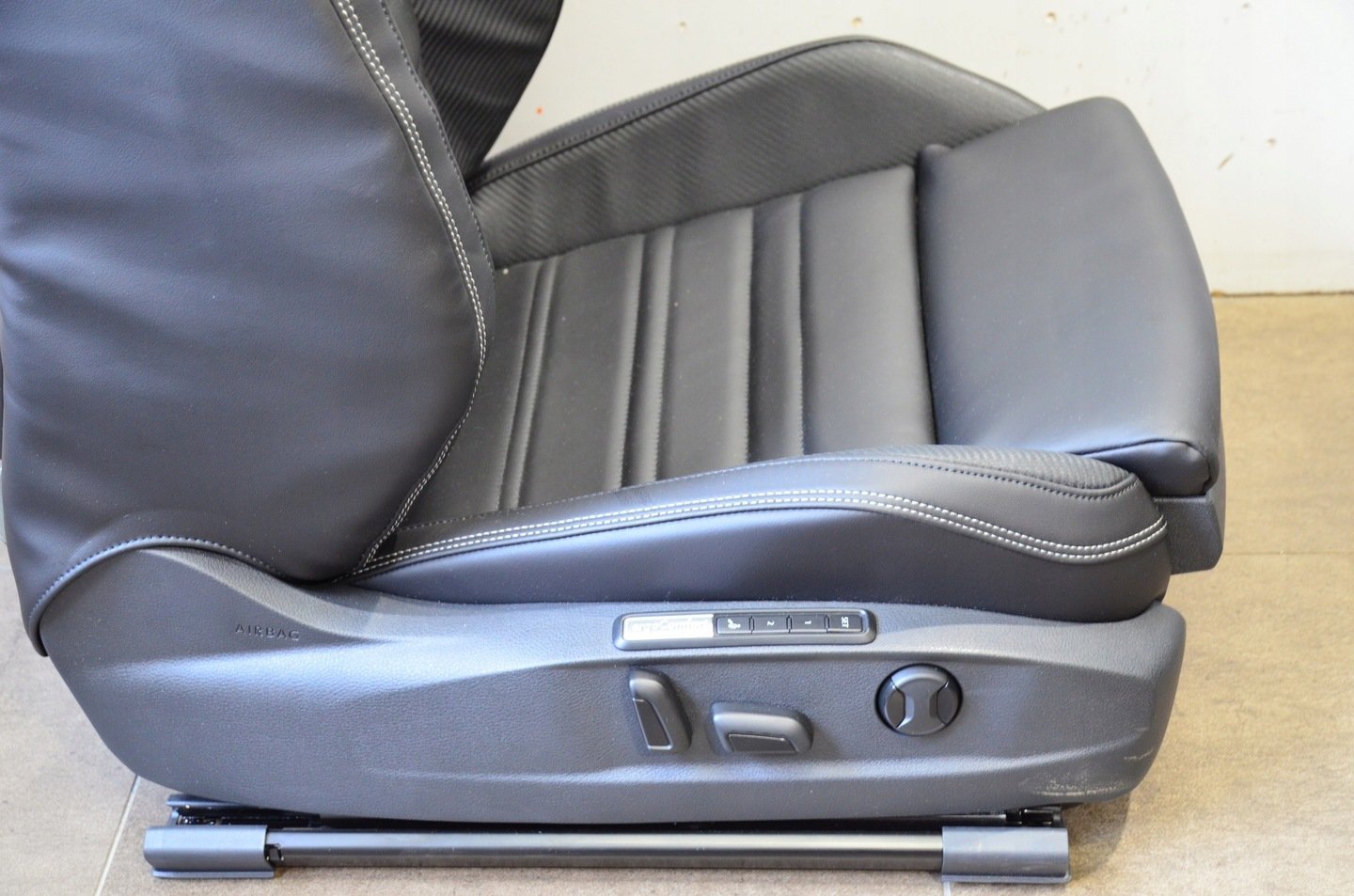 intérieur vw passat b8 lift r line 2018 cuir noir carbone neuf intérieur vw passat b8 lift r line 2018 cuir noir carbone neuf