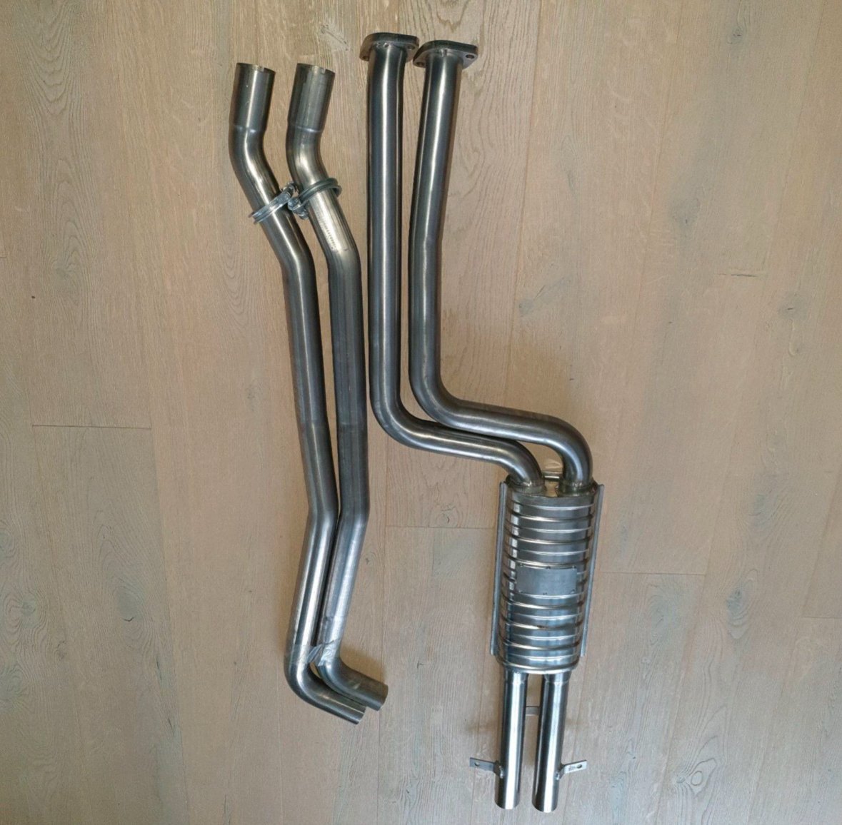 système complet eisenmann de cat. pour bmw e 46 320i à 330i. système complet eisenmann de cat. pour bmw e 46 320i à 330i.