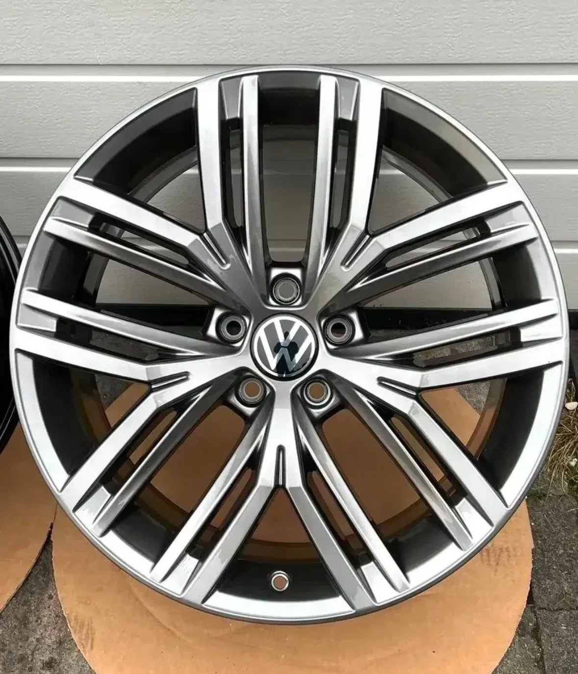 jantes vw d'origine 19 pouces jantes vw d'origine 19 pouces