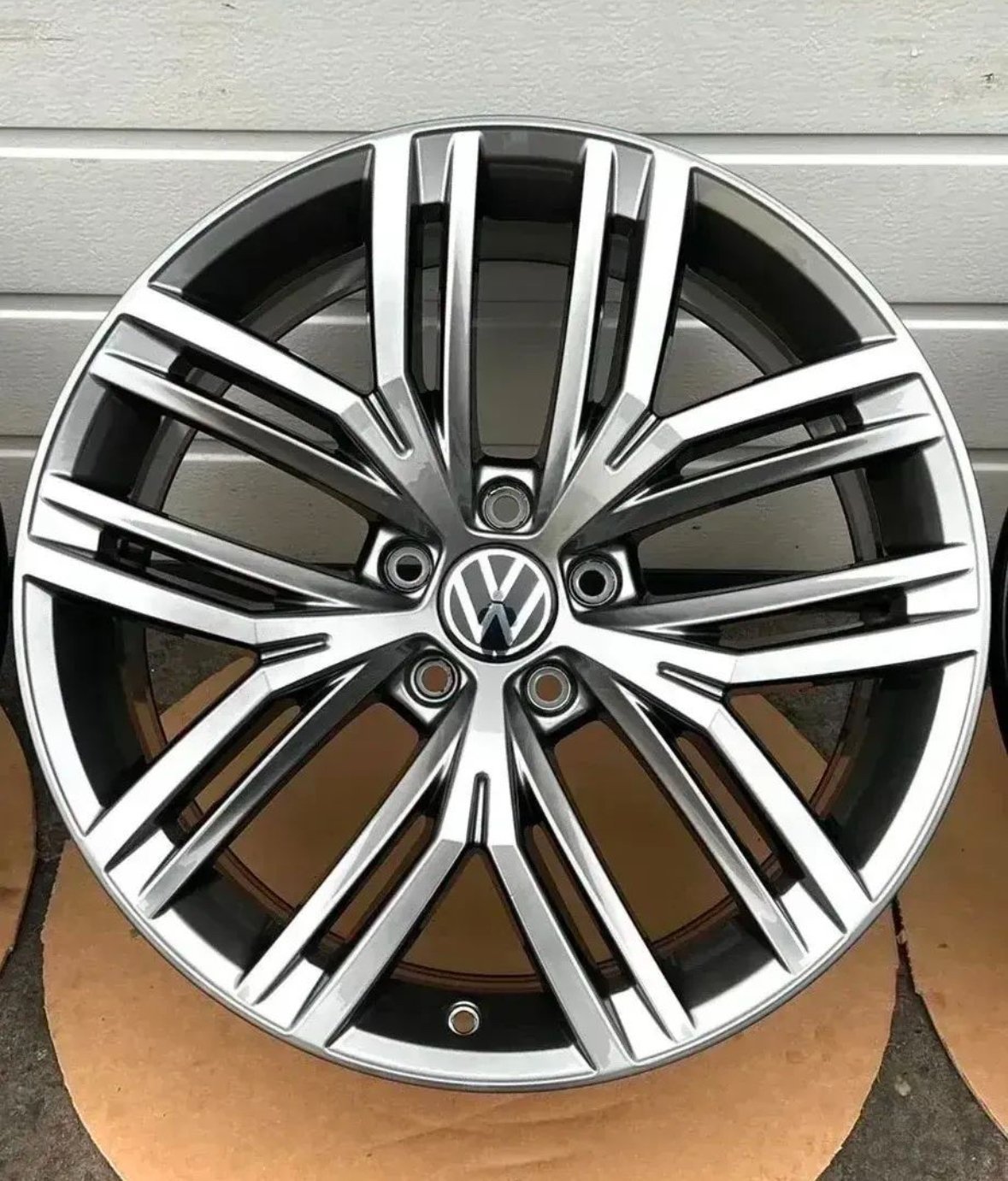 jantes vw d'origine 19 pouces jantes vw d'origine 19 pouces