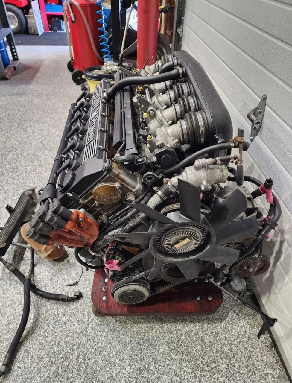 Moteur BMW S38B35 – BMW M5 E28 3.5L Motorsport – Image 9
