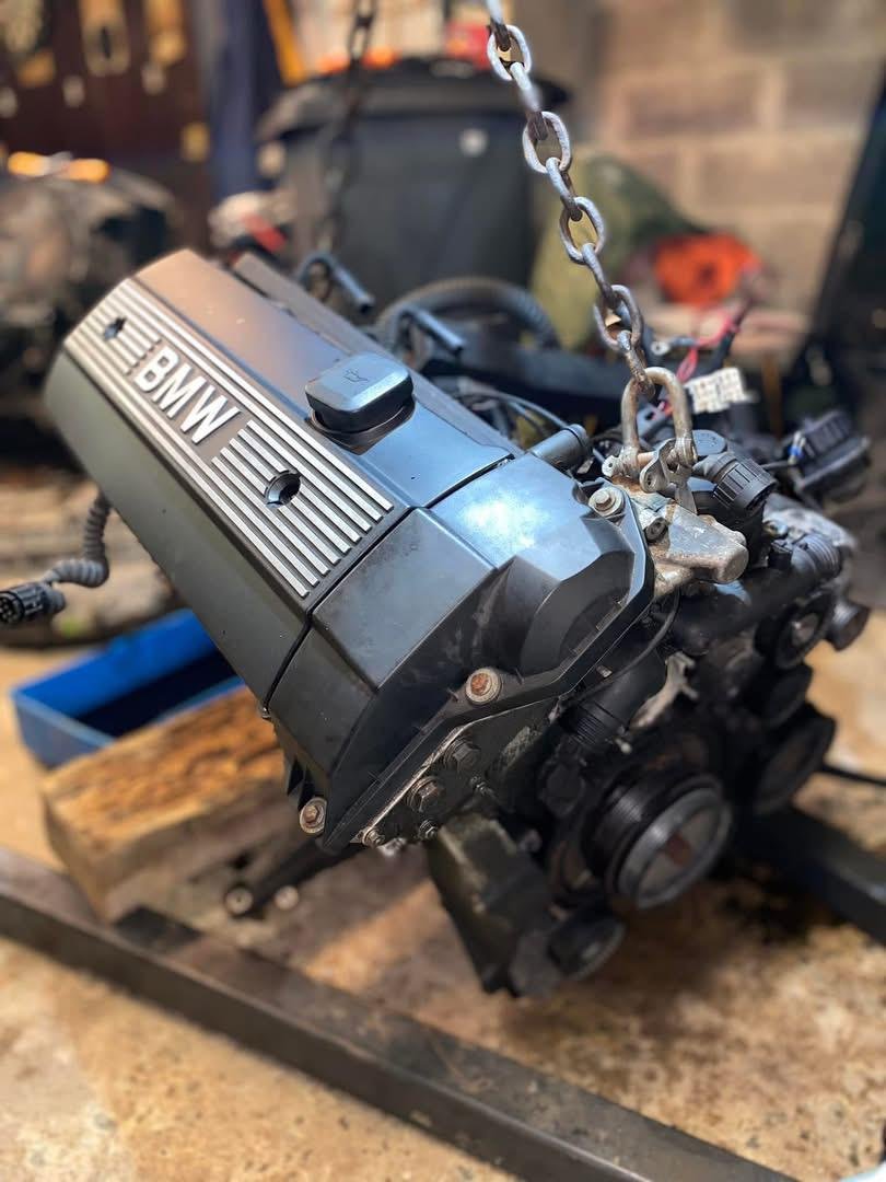 Moteur BMW M52B28 – Image 3