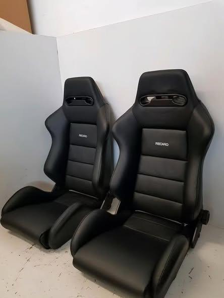 Authentiques Sièges BMW M3 E30 EVO d’Origine – Image 2