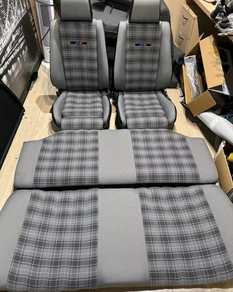 Sièges Uberkaro BMW E30 neufs