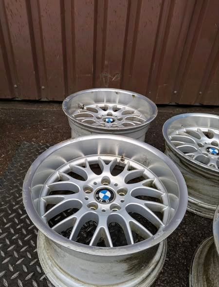 ot de 4 jantes aluminium BMW 17 pouces E30 E34 E36 E38