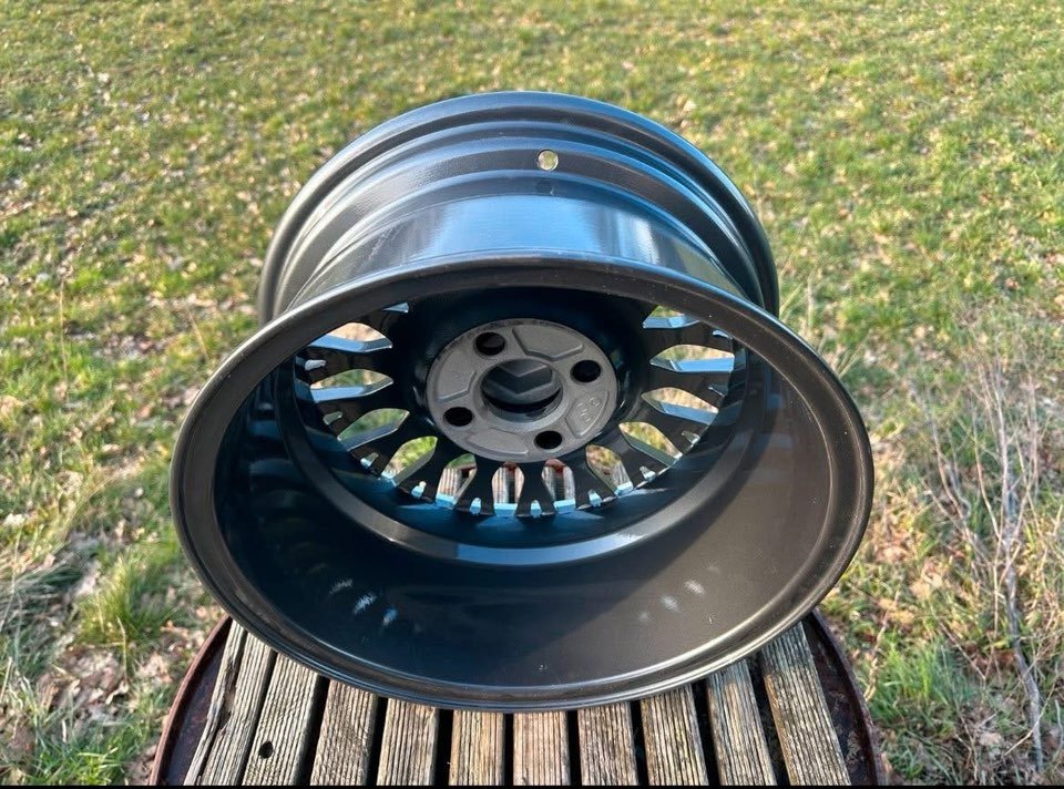 Jantes Ford Sierra Cosworth RS Zoll Original Sapphire 15 pouces rénovées – Image 2