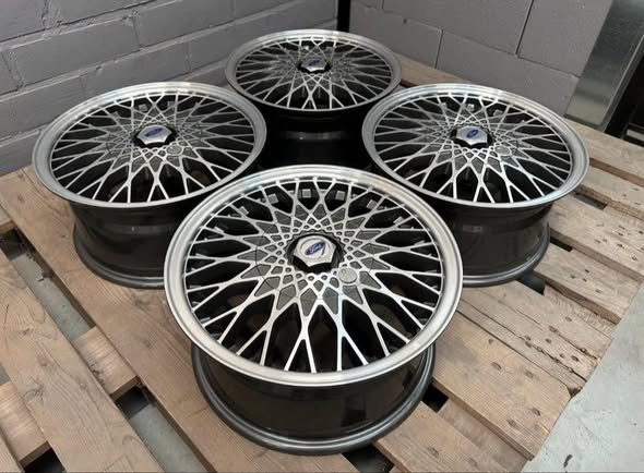 Jantes Ford Sierra Cosworth RS Zoll Original Sapphire 15 pouces rénovées – Image 4