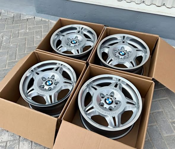 Jantes BMW Motorsport E36 Styling 24 aluminium 17 pouces 5x120 – Image 4