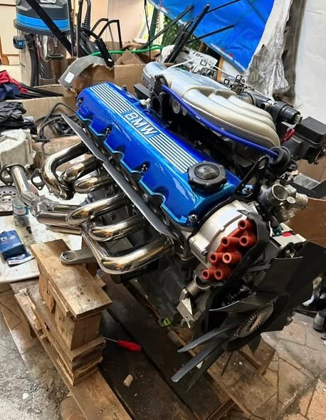 Moteur BMW M20B25 – 6 cylindres en ligne