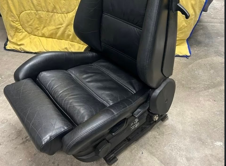 Sièges BMW M3 E30 – Image 2