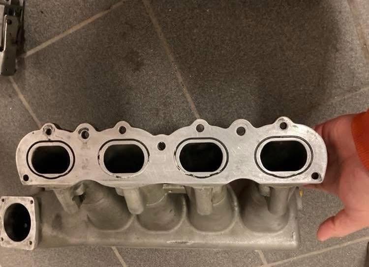 Collecteur d'admission Peugeot 206 Super1600 – OEM – Image 4