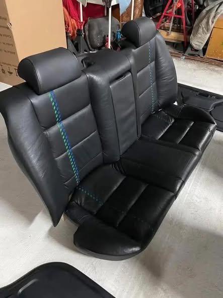 Sièges Sport ALPINA BMW E34 – Cuir B10 OEM – Image 6