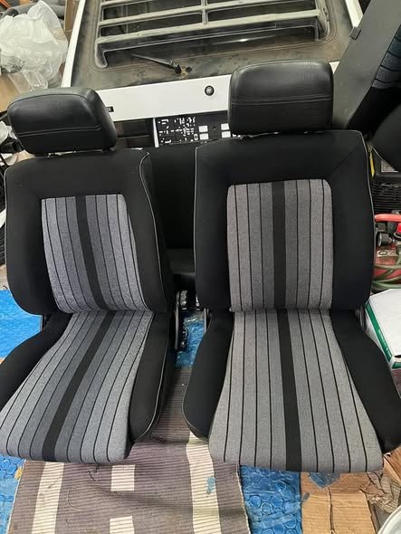 Intérieur Volkswagen Golf 1 GTI Arc-en-ciel – Complet