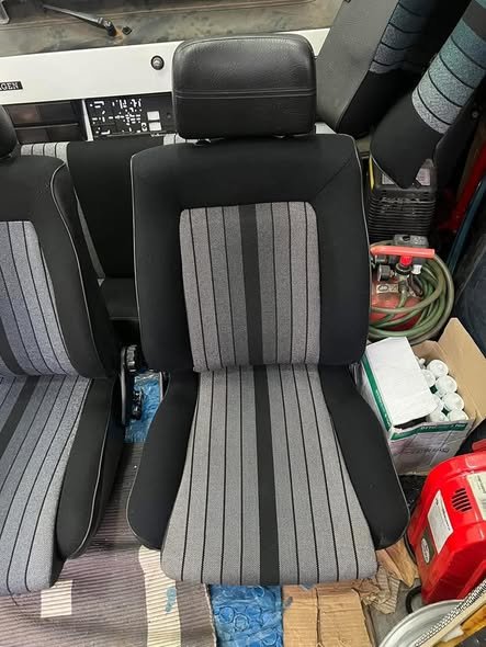 Intérieur Volkswagen Golf 1 GTI Arc-en-ciel – Complet – Image 5