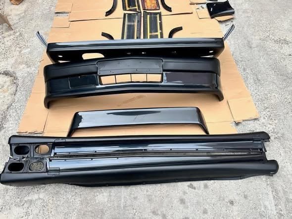 Kit carrosserie Cosworth Mercedes-Benz 2.3-16v W201 – Image 7