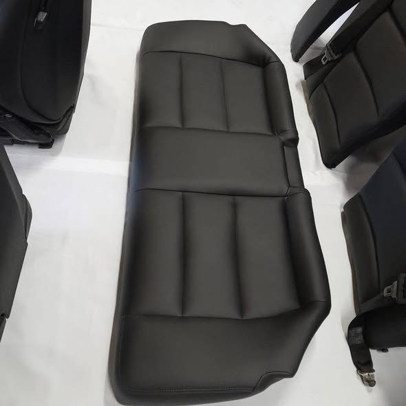 Sièges BMW E36 – Intérieur Sport Complet Cuir Refait – Image 2