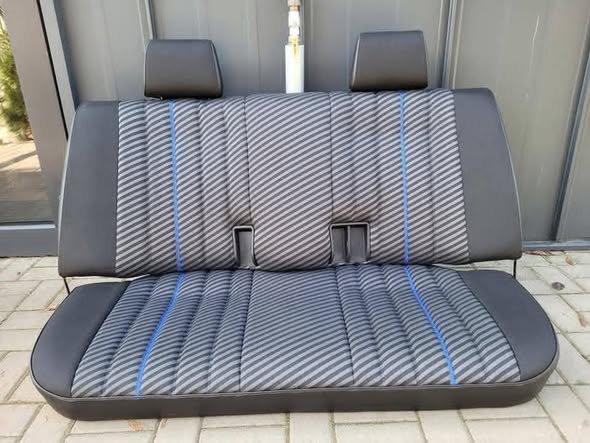 Sièges BMW E30 – Intérieur Complet Tissu/Vinyle – Image 2