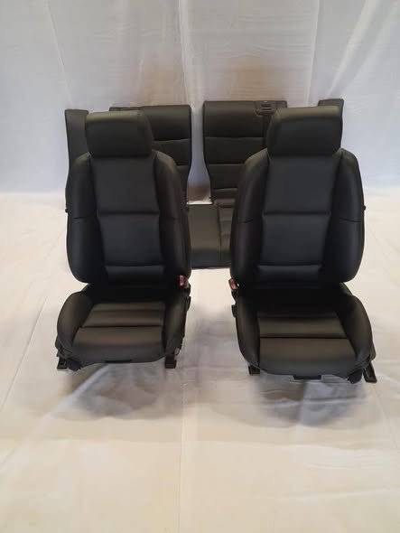 Sièges BMW E36 – Intérieur Sport Complet Cuir Refait