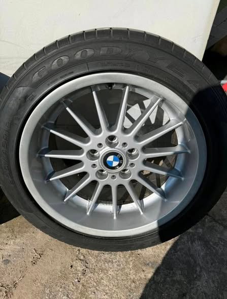 Jantes BMW Styling 32 – 18” avec Pneus Été