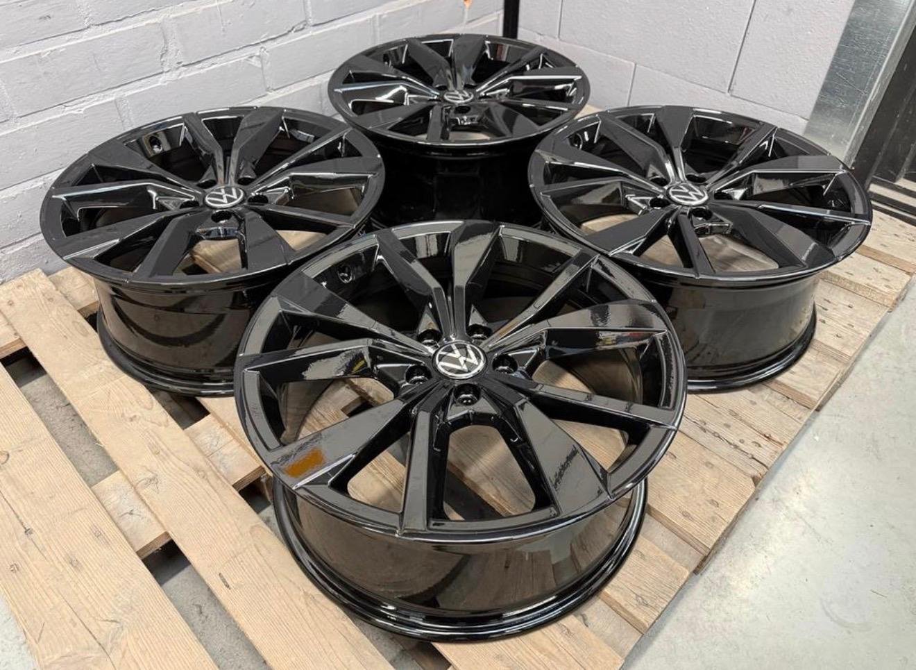 VW Misano 19 pouces 5x112 VW T-Roc R-Line – Jantes OEM Schwarz Glanz – Image 3