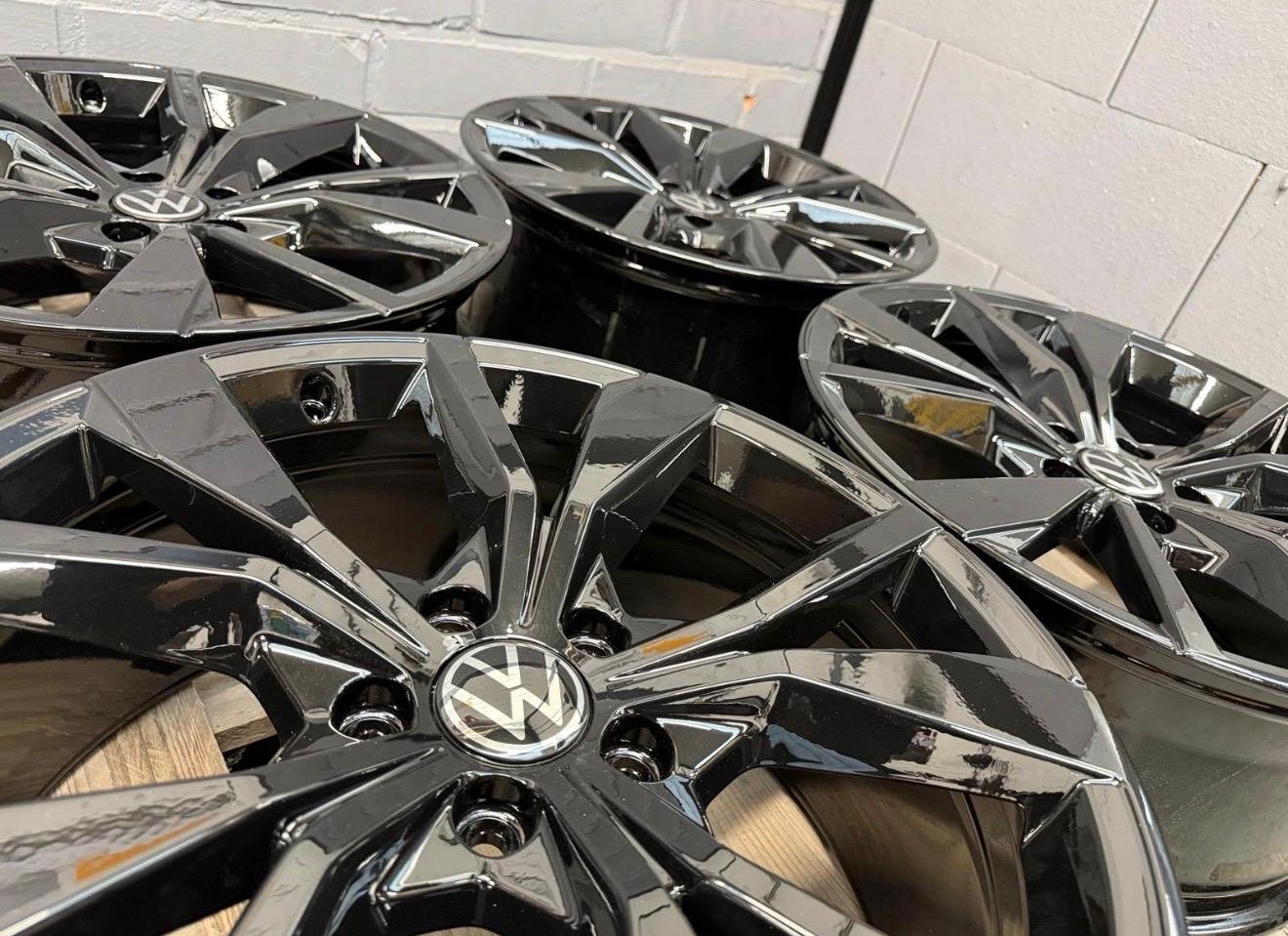 VW Misano 19 pouces 5x112 VW T-Roc R-Line – Jantes OEM Schwarz Glanz – Image 6