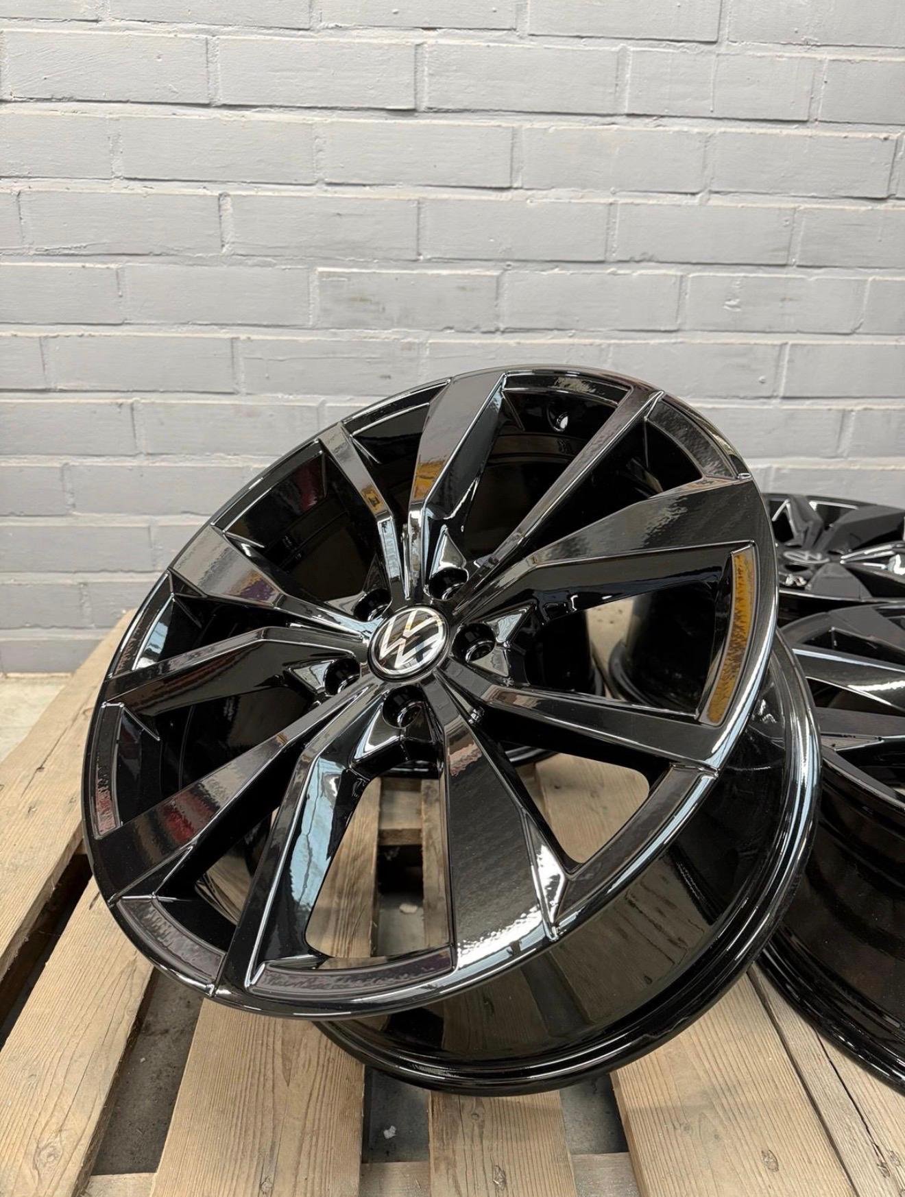 VW Misano 19 pouces 5x112 VW T-Roc R-Line – Jantes OEM Schwarz Glanz – Image 10