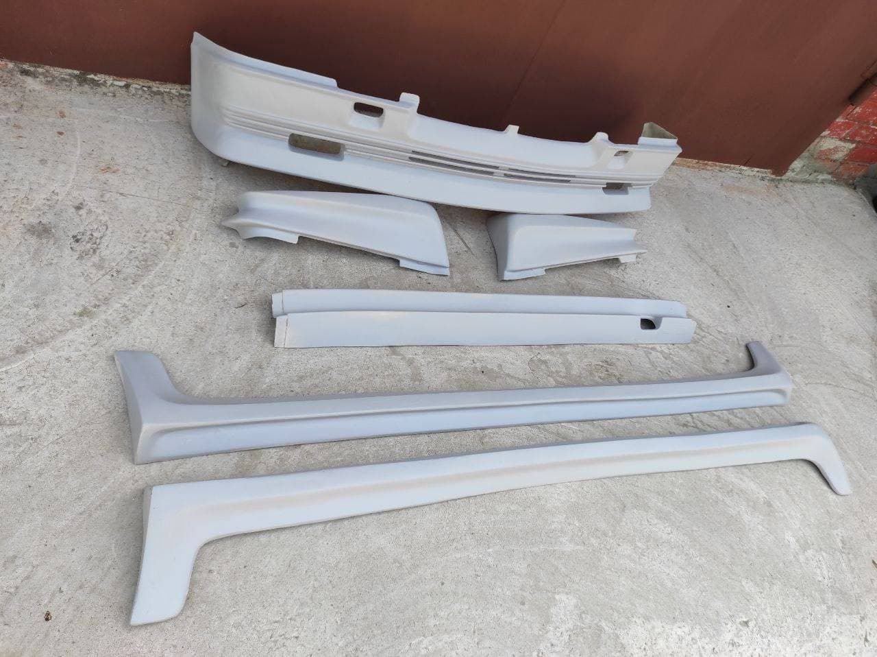 Kit carrosserie BMW E30 Zender – Réplique rétro sport haute qualité – Image 2