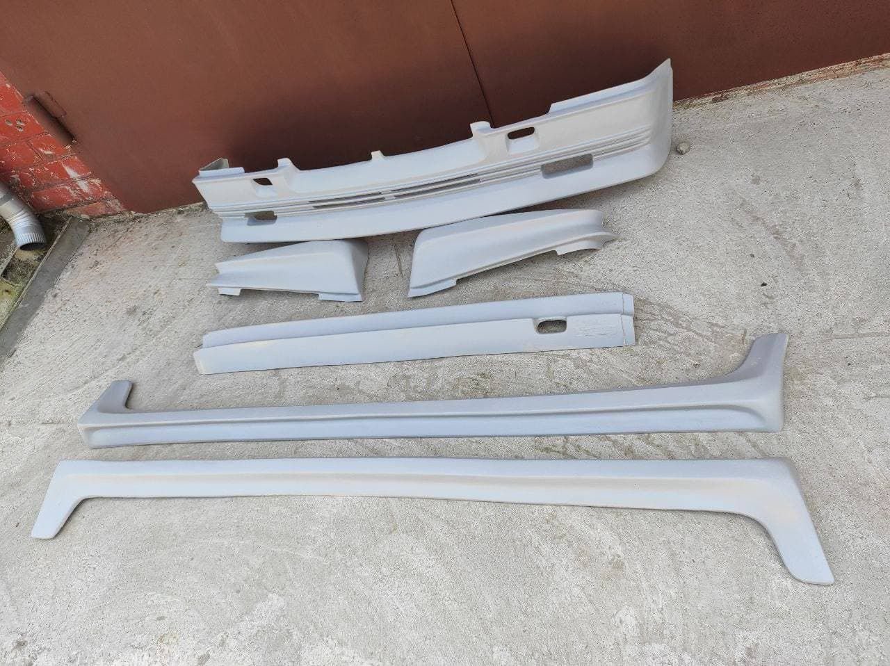 Kit carrosserie BMW E30 Zender – Réplique rétro sport haute qualité